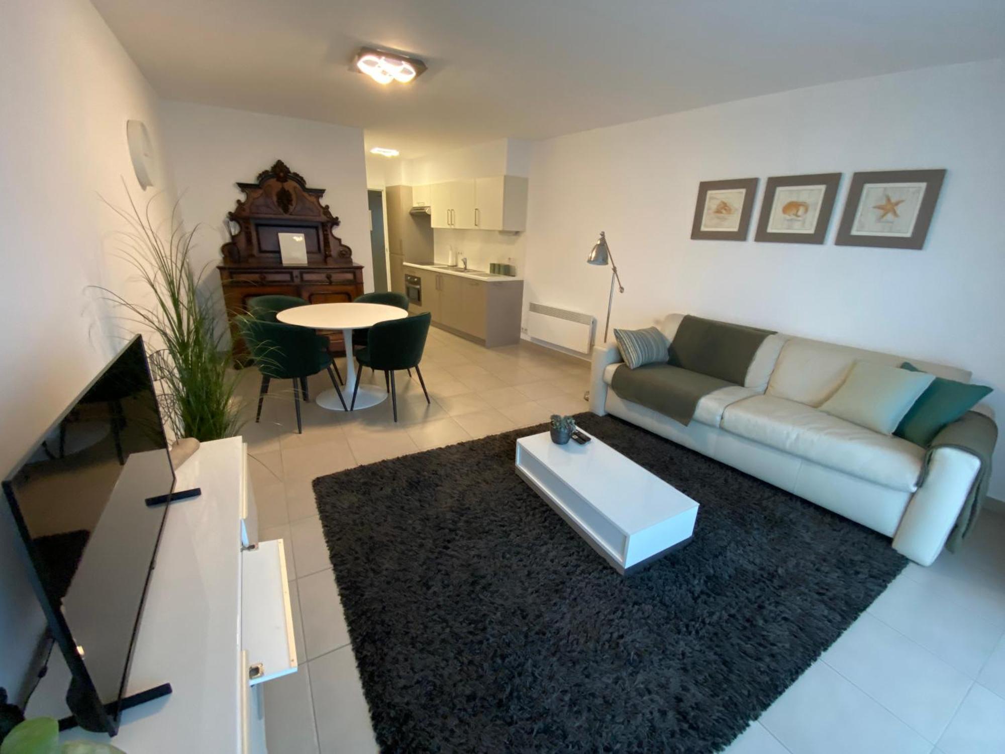 Gezellig Modern Met Optie Garagebox En In De Buurt Strand, Winkels En Restaurants Appartement
